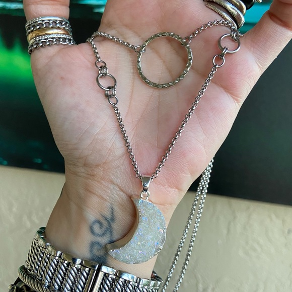 Iridescent angel aura druzy quartz crecent moon boho necklace stone - Picture 6 of 11